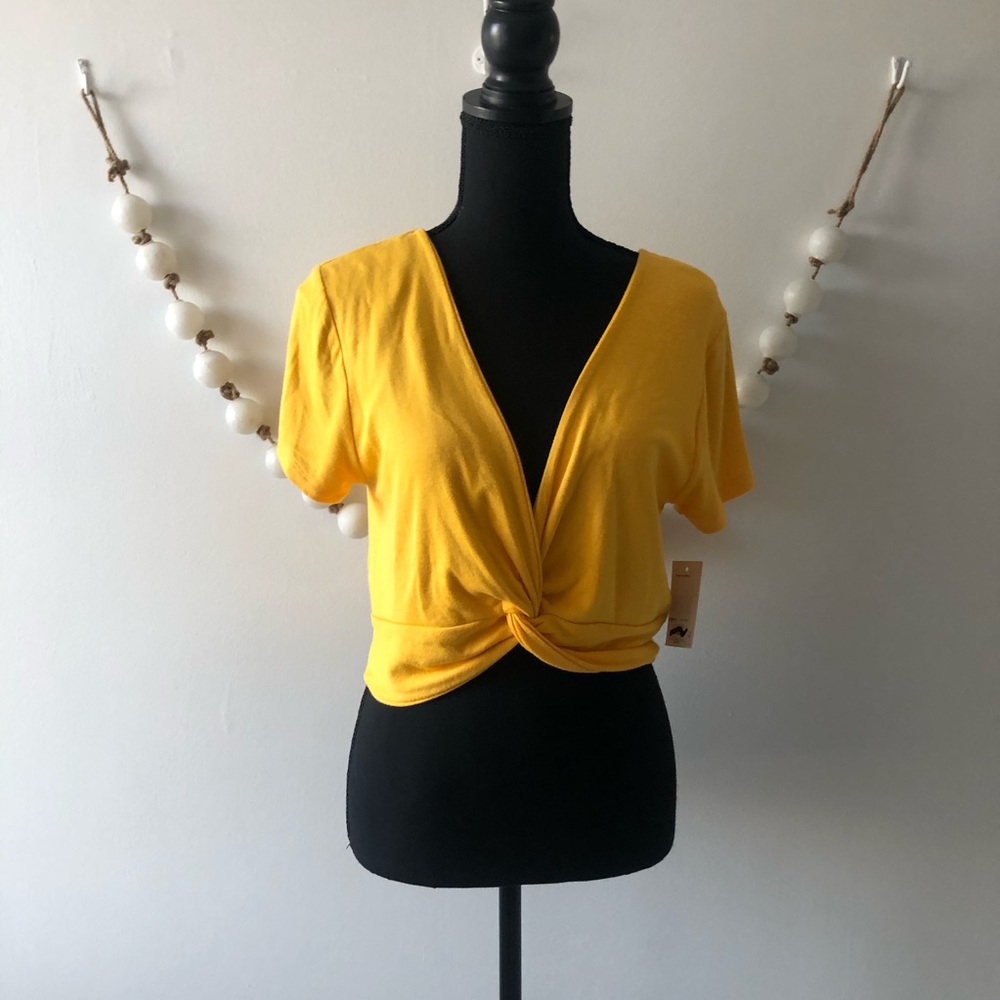 So Yellow Crop Top Twist Front Women's Large - So Reversible Twist Tee